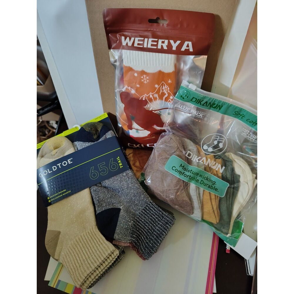 Socks Box 138 - 12 different pair for different seasons and reasons